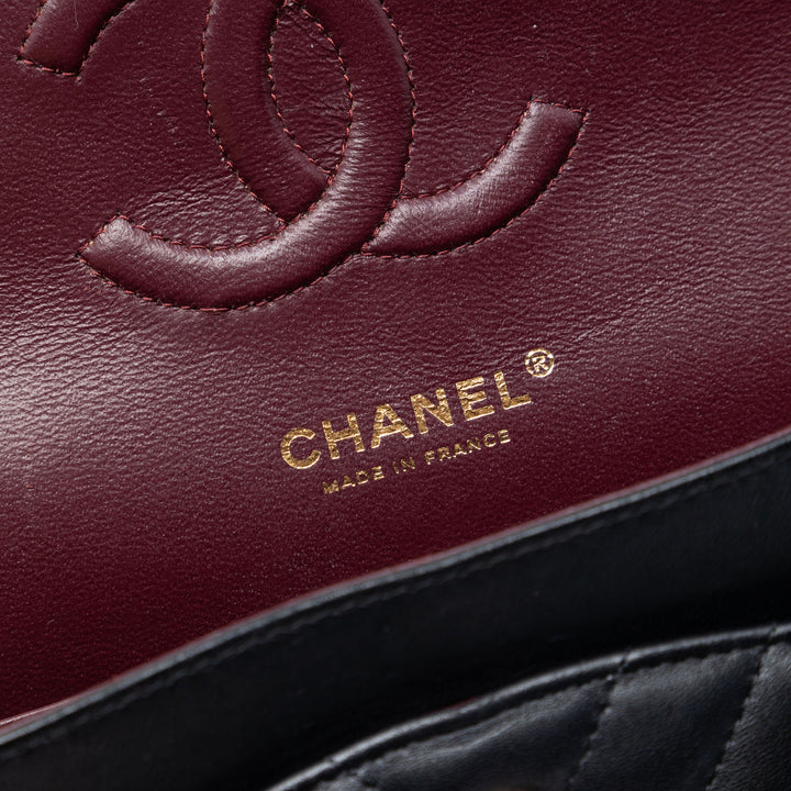 Chanel Medium Classic Chevron Cuir d’agneau Double rabat