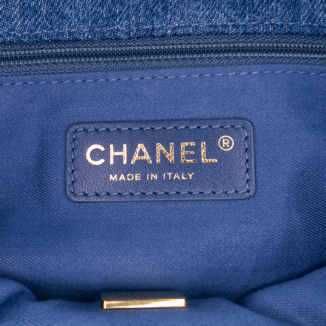 Chanel Mini Rectangular Matelassé Jean Mood à rabat