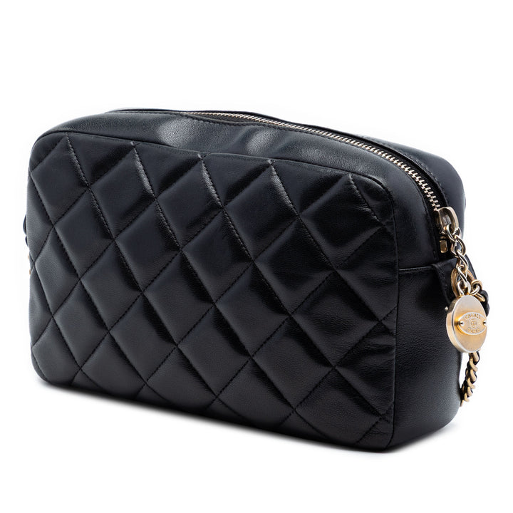 Chanel CC Matelassé Cuir d’agneau Diamond Sac caméra
