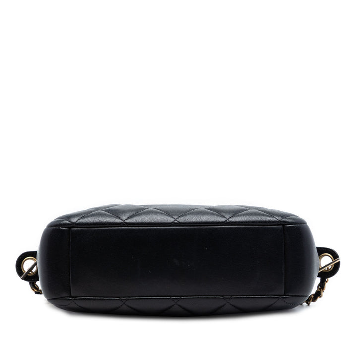 Chanel CC Matelassé Cuir d’agneau Diamond Sac caméra