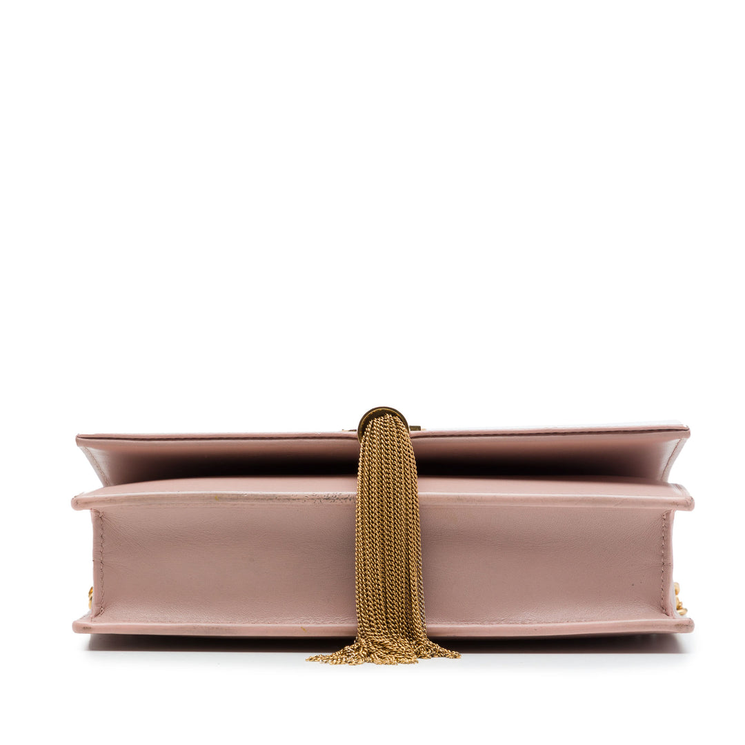 Kate Pompon Wallet on Chain Cuir de veau lisse Rose