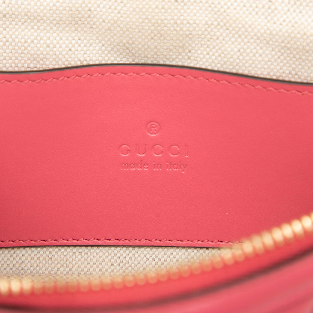 Gucci GG Marmont Matelasse Vanity Sac à chaîne Mini Cuir de veau Rose