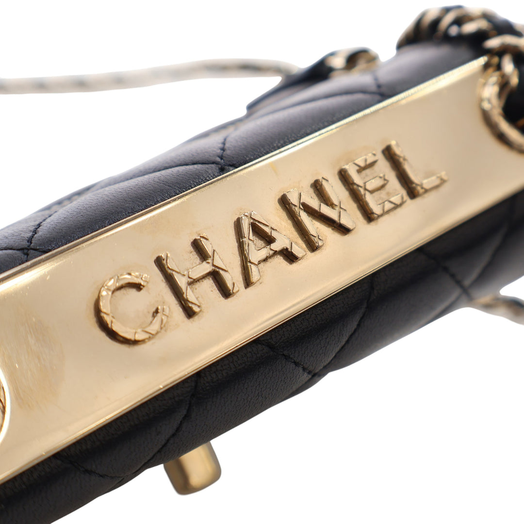 Chanel Mini Matelassé Cuir d'agneau Trendy CC Wallet on Chain