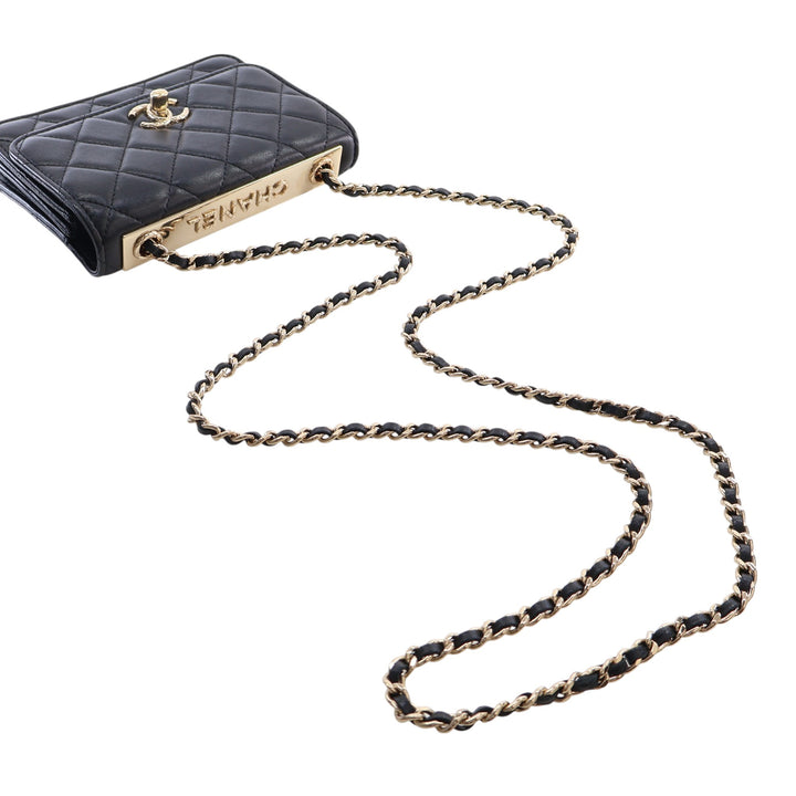 Chanel Mini Matelassé Cuir d'agneau Trendy CC Wallet on Chain