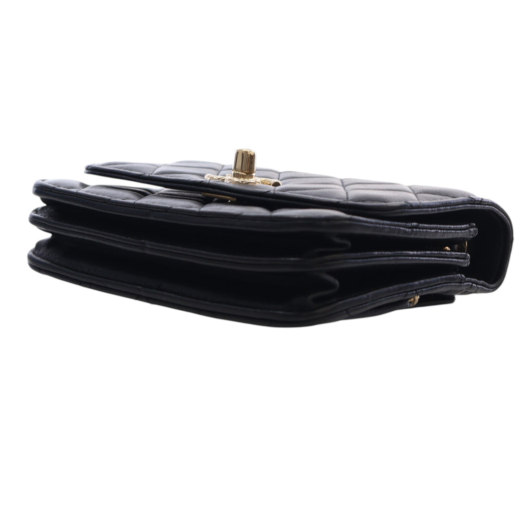 Chanel Mini Matelassé Cuir d'agneau Trendy CC Wallet on Chain