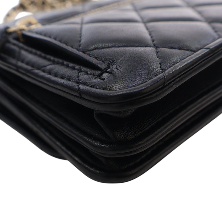 Chanel Mini Matelassé Cuir d'agneau Trendy CC Wallet on Chain