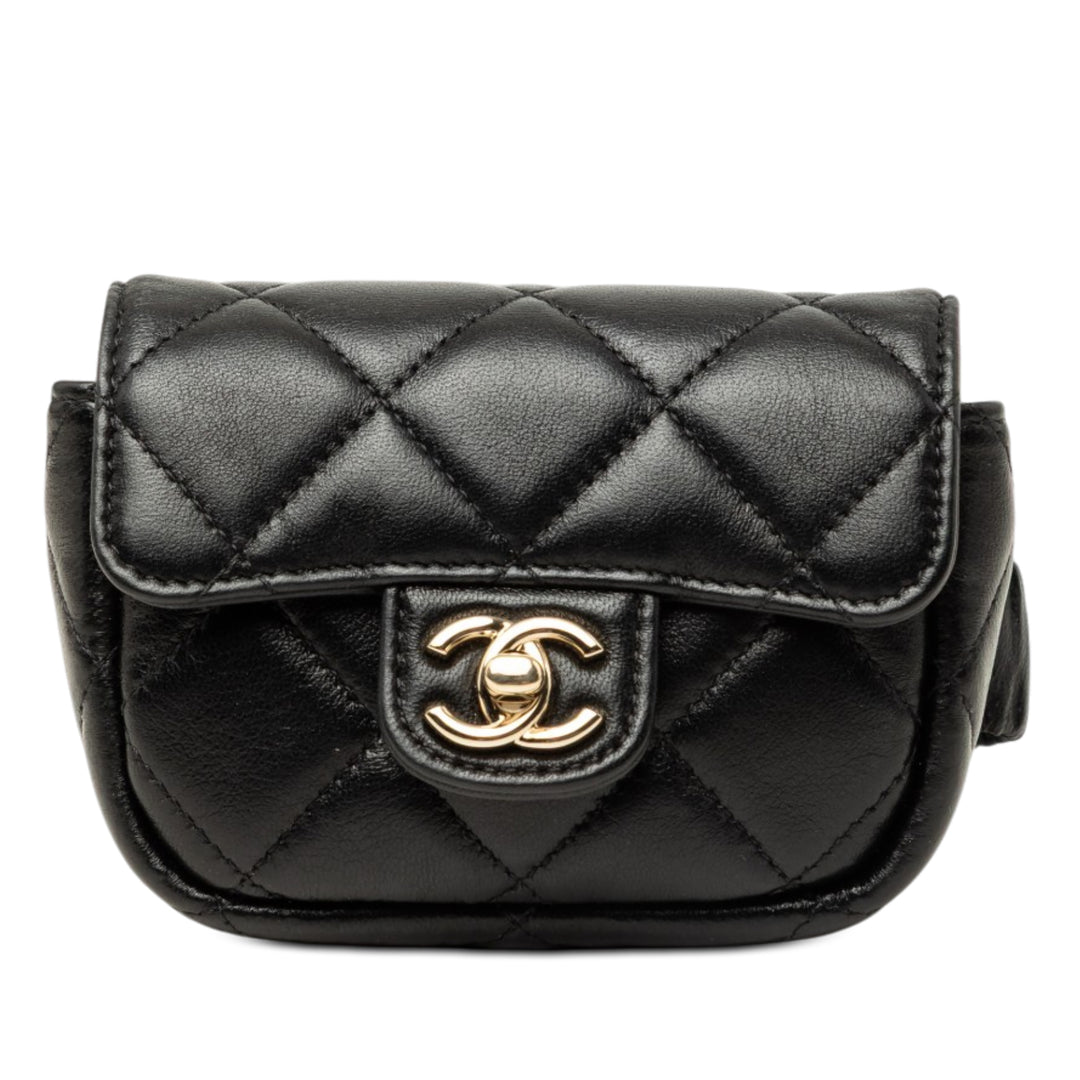 Chanel Porte-monnaie CC Matelassé à rabat Arm Cuir d'agneau Noir – vue principale – GABY PARIS