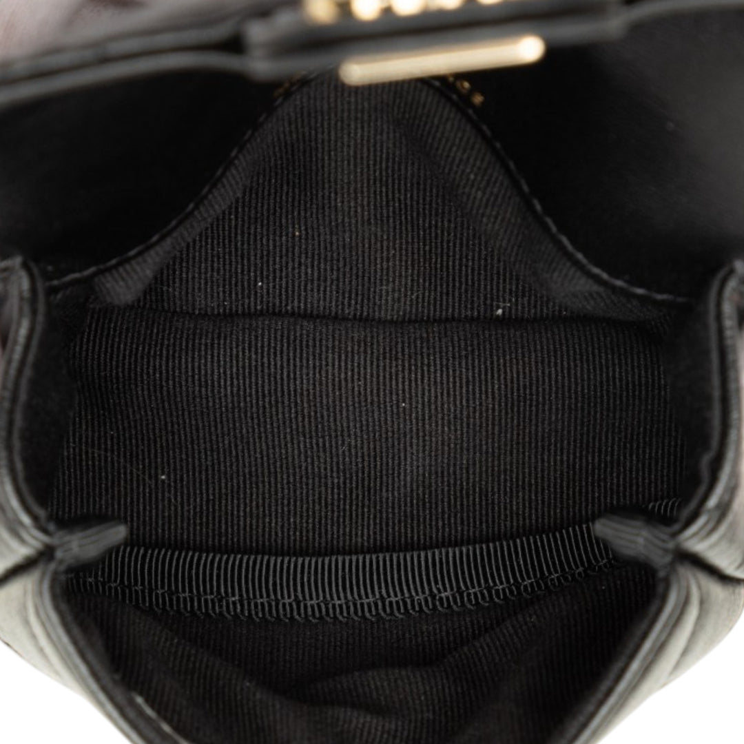 Chanel Porte-monnaie CC Matelassé à rabat Arm Cuir d'agneau Noir – vue 4 – GABY PARIS