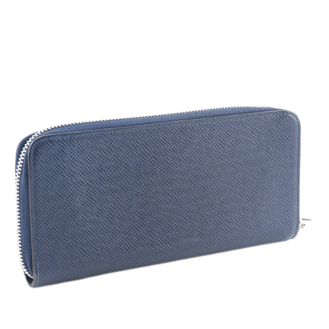 Louis Vuitton Taiga Zippy Vertical Portefeuille long