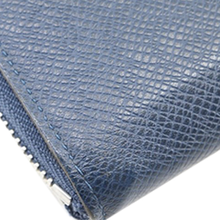 Louis Vuitton Taiga Zippy Vertical Portefeuille long