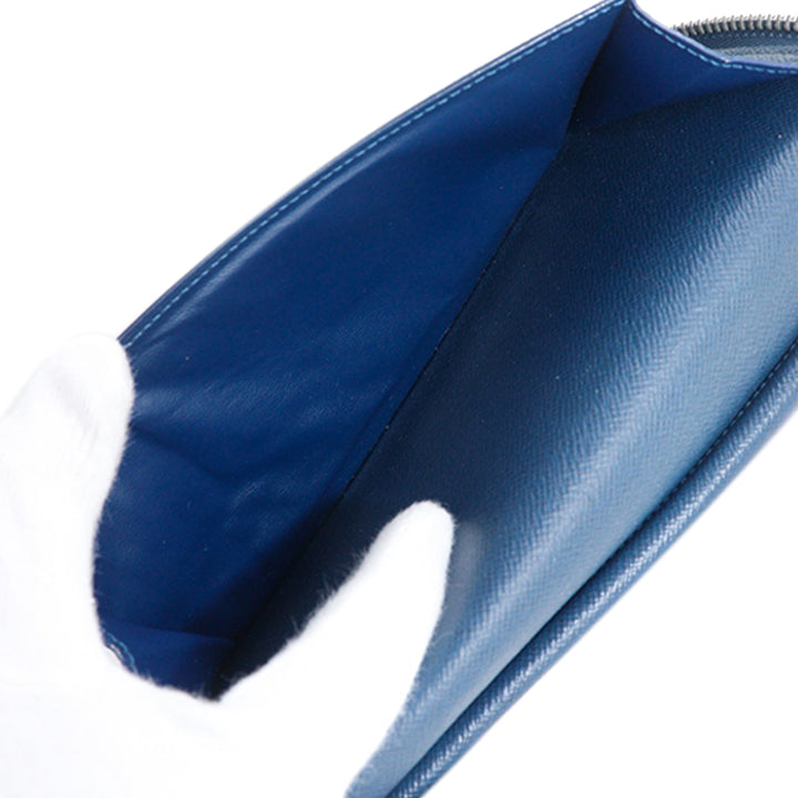 Louis Vuitton Taiga Zippy Vertical Portefeuille long