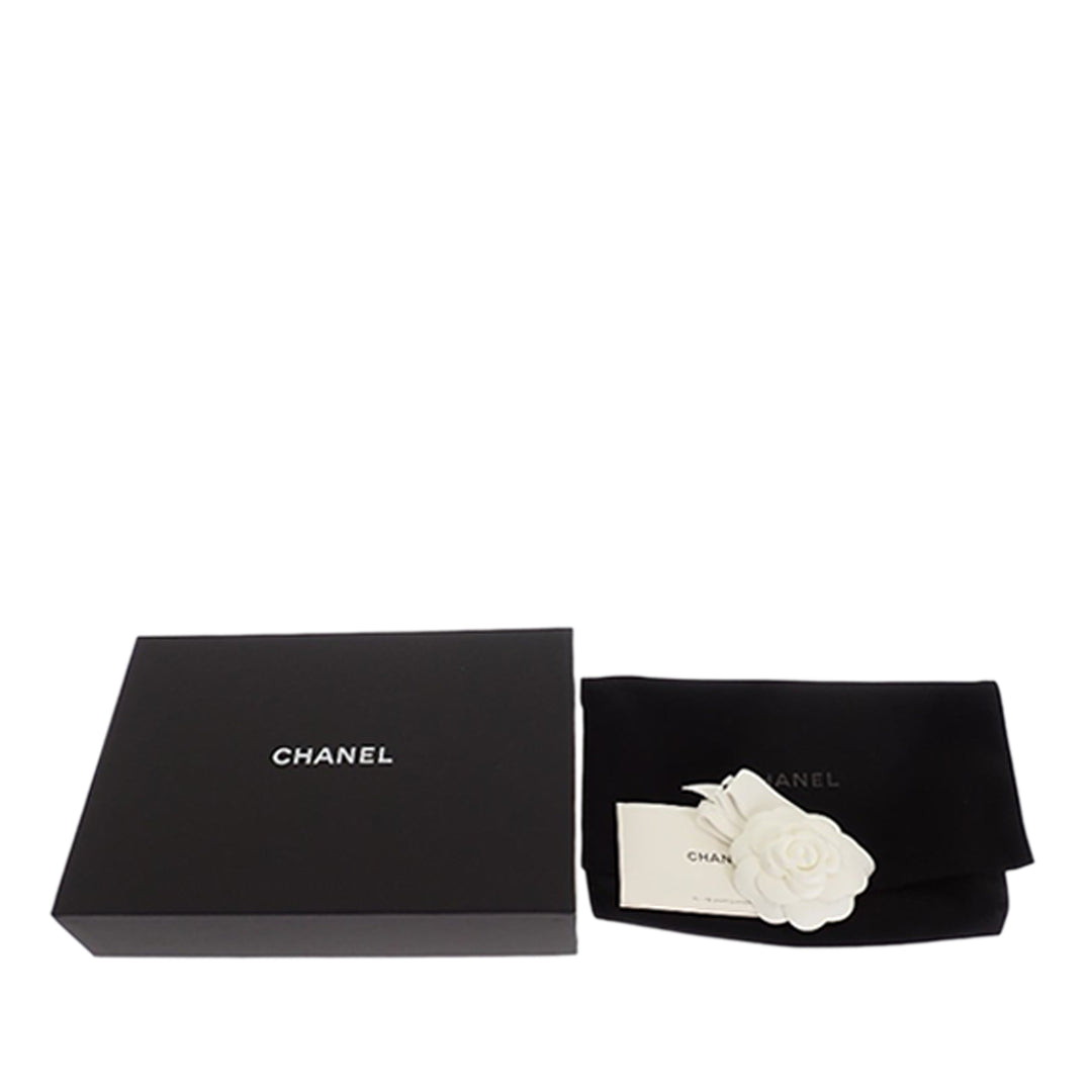 Coco First à rabat Étui téléphone avec chaîne Cuir caviar Noir