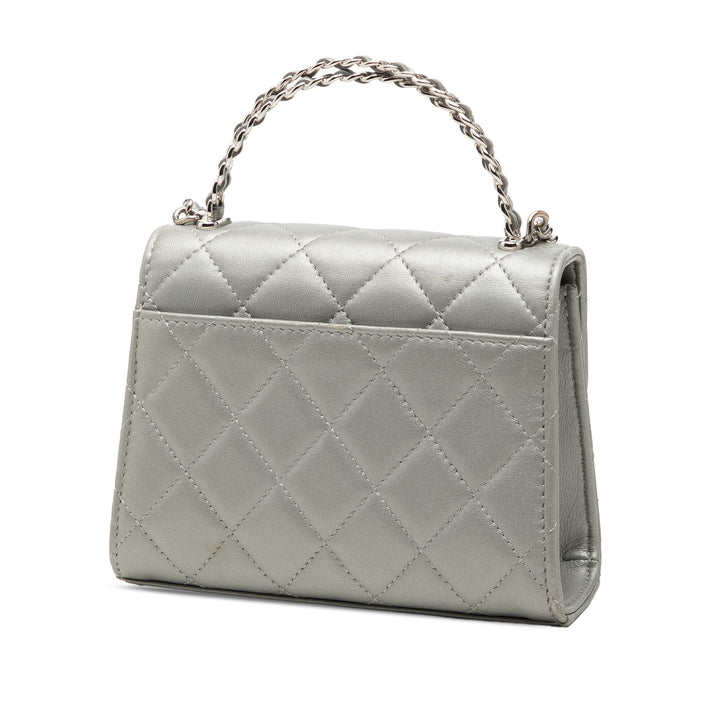 CC Métallisé Pochette avec chaîne Mini Cuir d'agneau Argenté