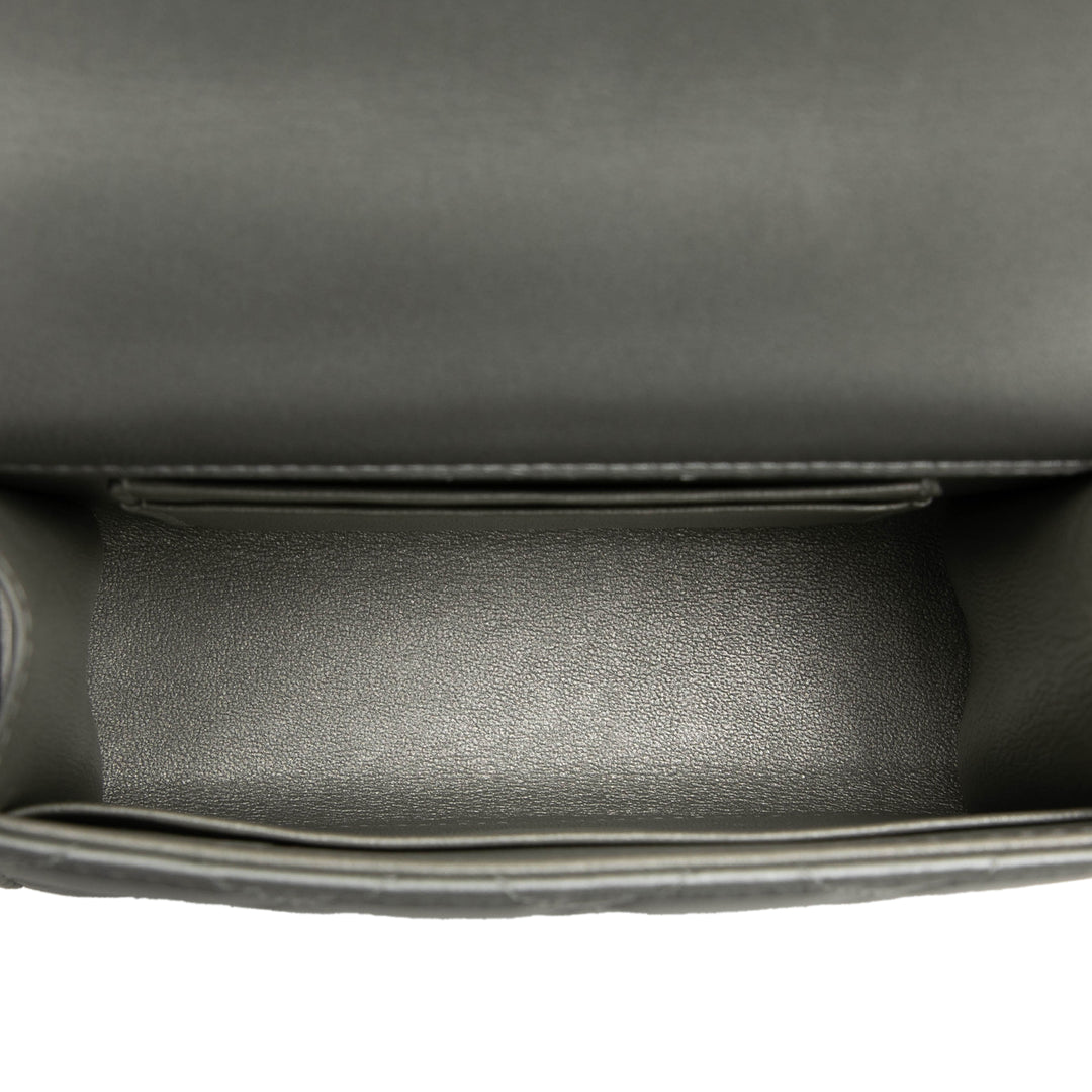 CC Métallisé Pochette avec chaîne Mini Cuir d'agneau Argenté