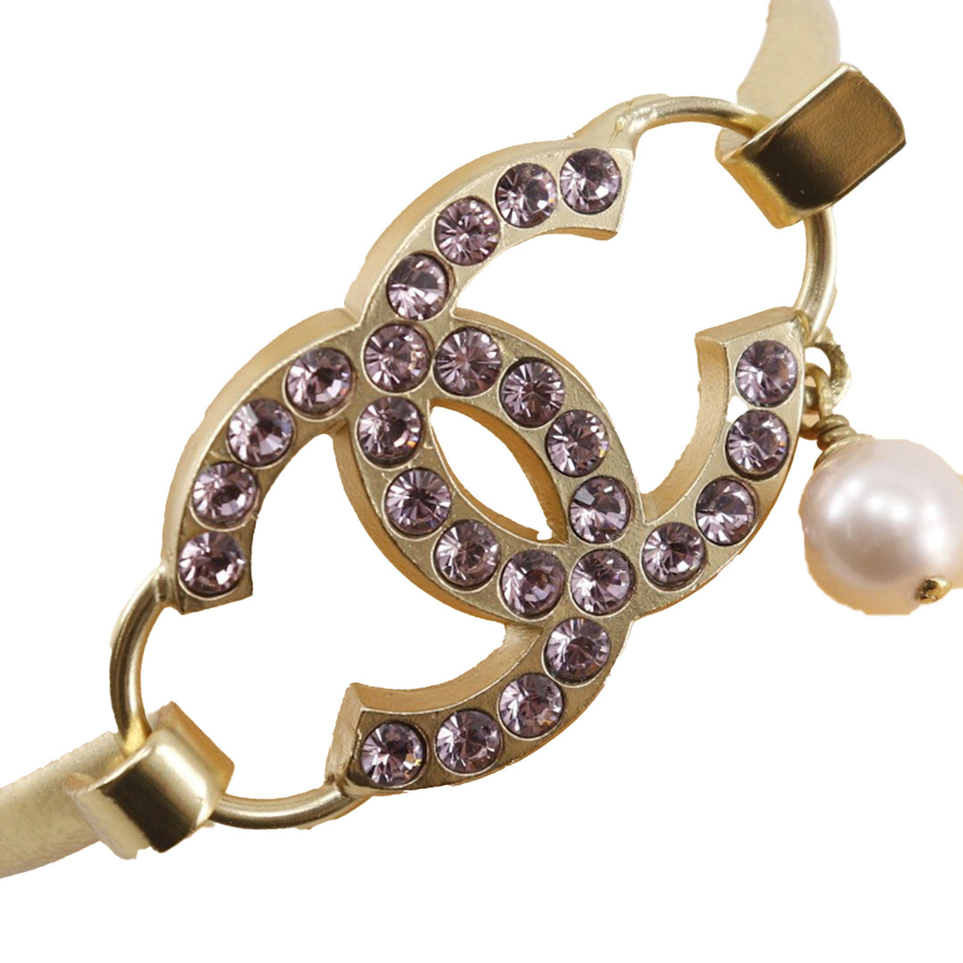 Chanel CC plaqué Rhinestone et Perles fantaisie Bangle