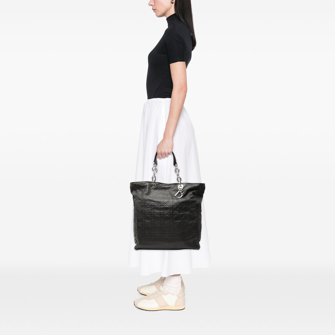 Dior Large Cuir d’agneau Cannage Lady Dior Soft Shopping Cabas