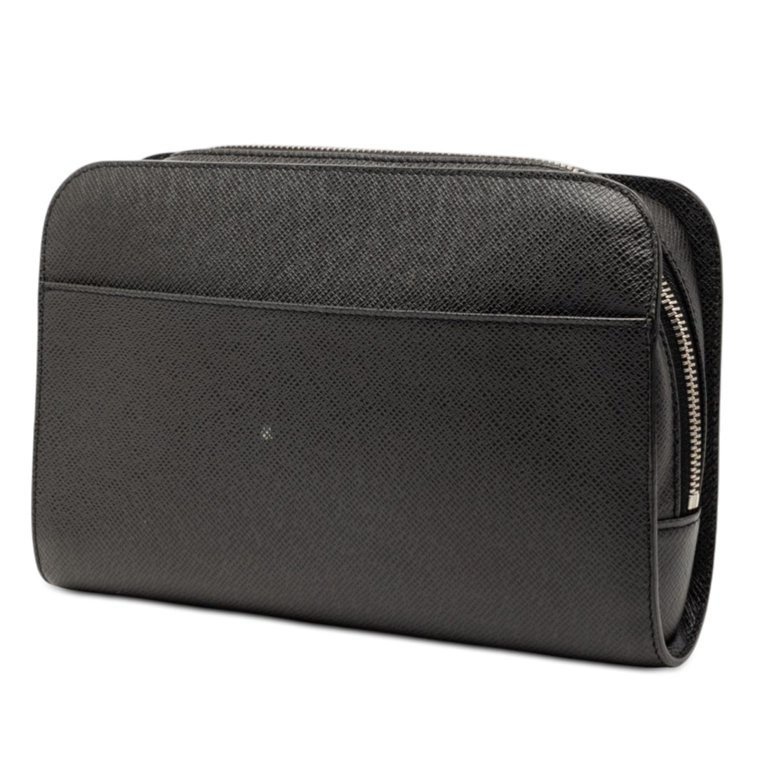 Louis Vuitton Taiga Pochette Baikal