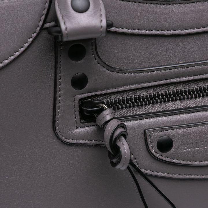 Balenciaga Small Smooth Cuir de veau Motocross Neo Classic City Sac cartable Gris