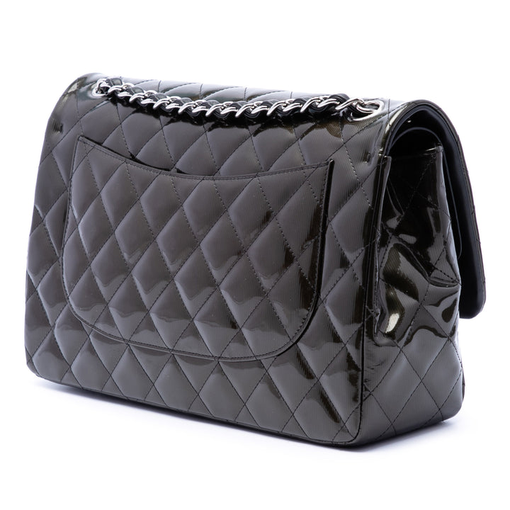 Chanel Jumbo Classic Striated Cuir verni Double rabat