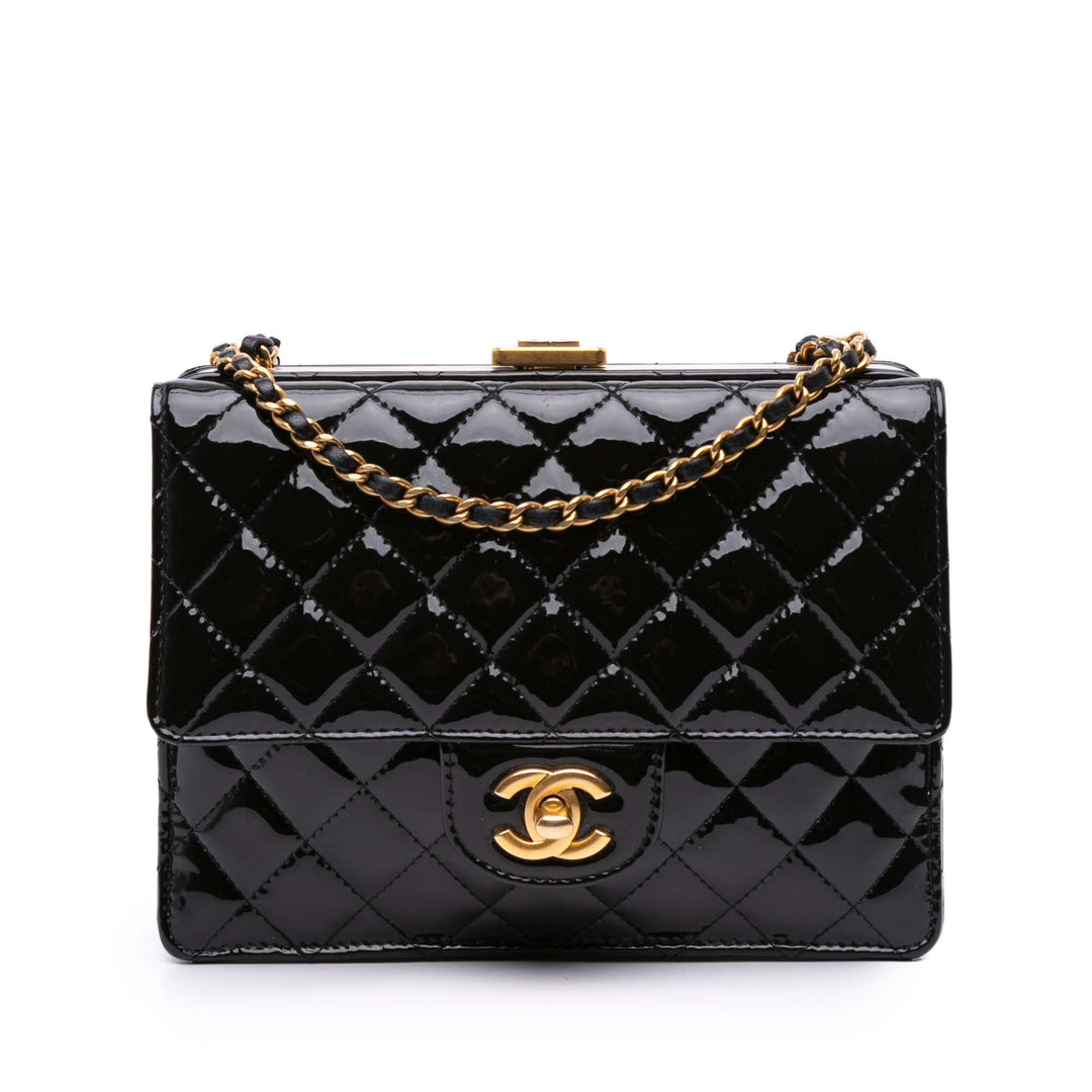 CC Quilted Patent Frame Flap Black - Gaby Paris
