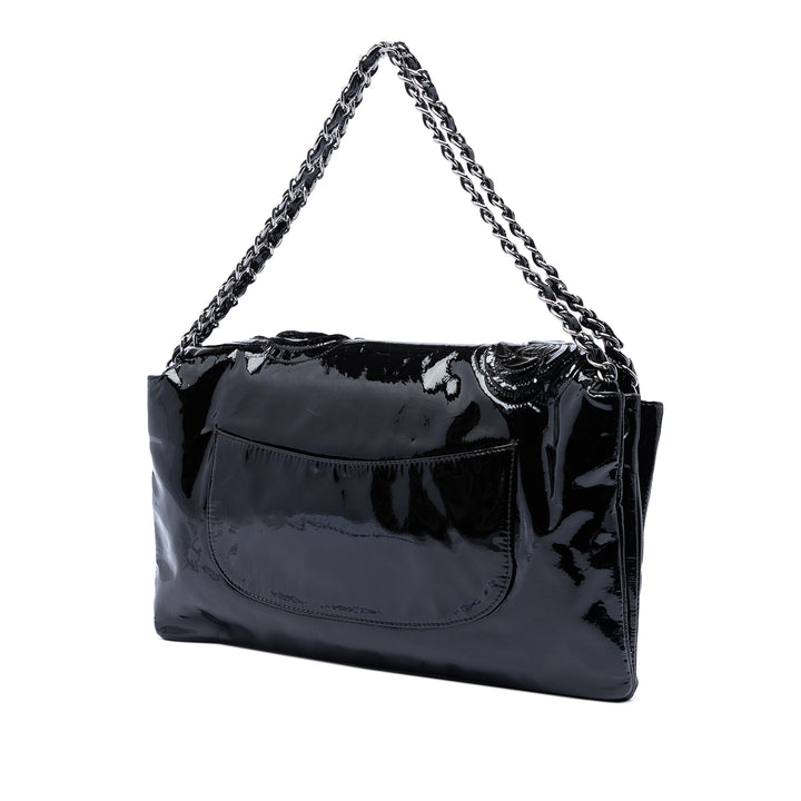 Chanel Cuir verni Camellia à rabat Sac
