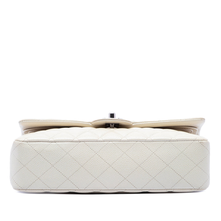 Chanel Classic Double rabat Moyen Cuir caviar Blanc – vue 3 – GABY PARIS