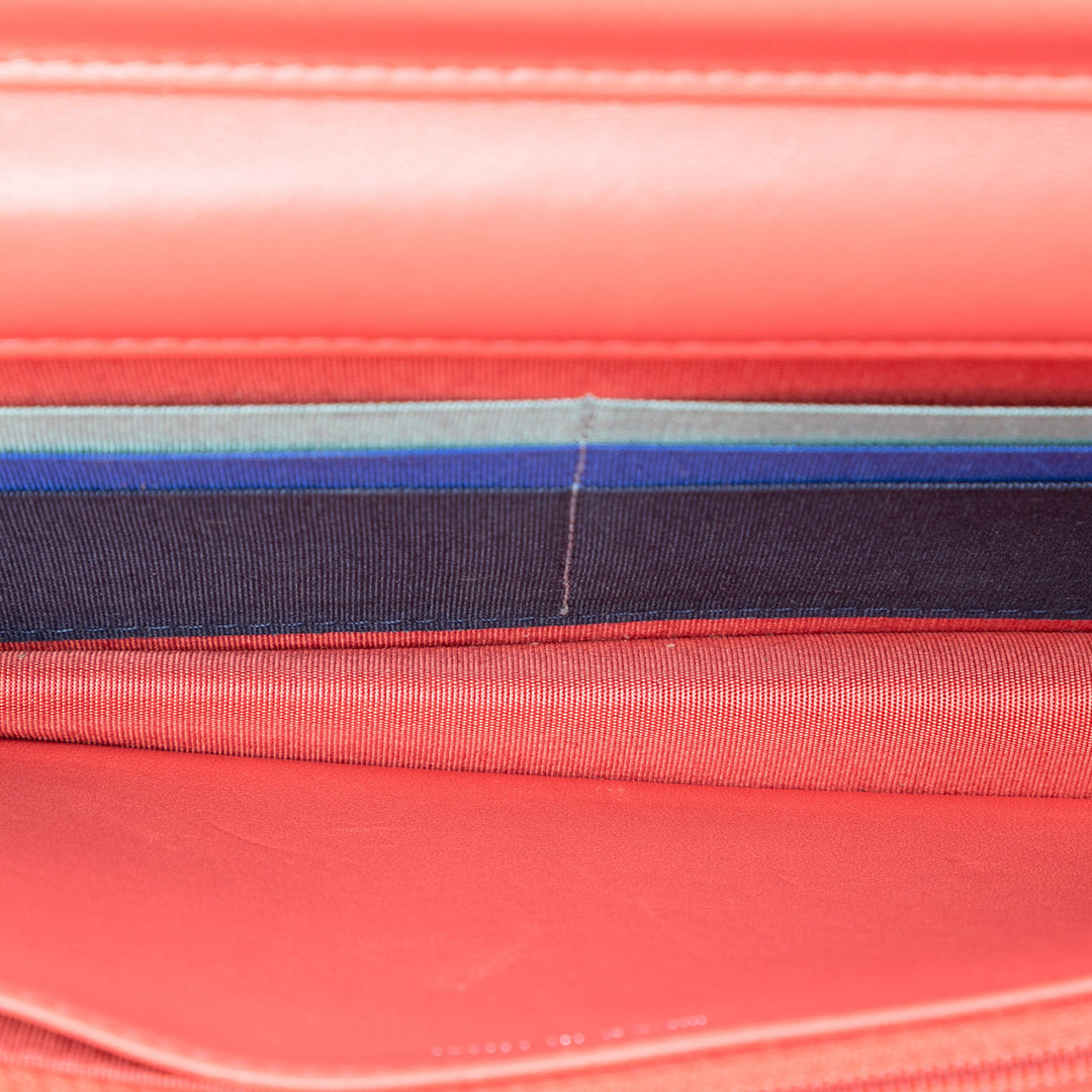 Chanel CC Matelassé Cuir d’agneau Multicolor Border Rabat intégral Wallet on Chain