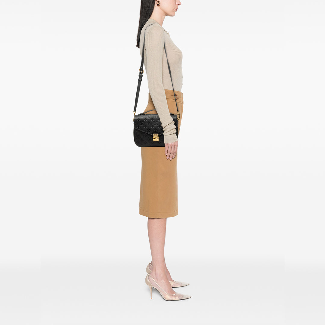 Louis Vuitton Pochette Métis Cuir Monogram Empreinte