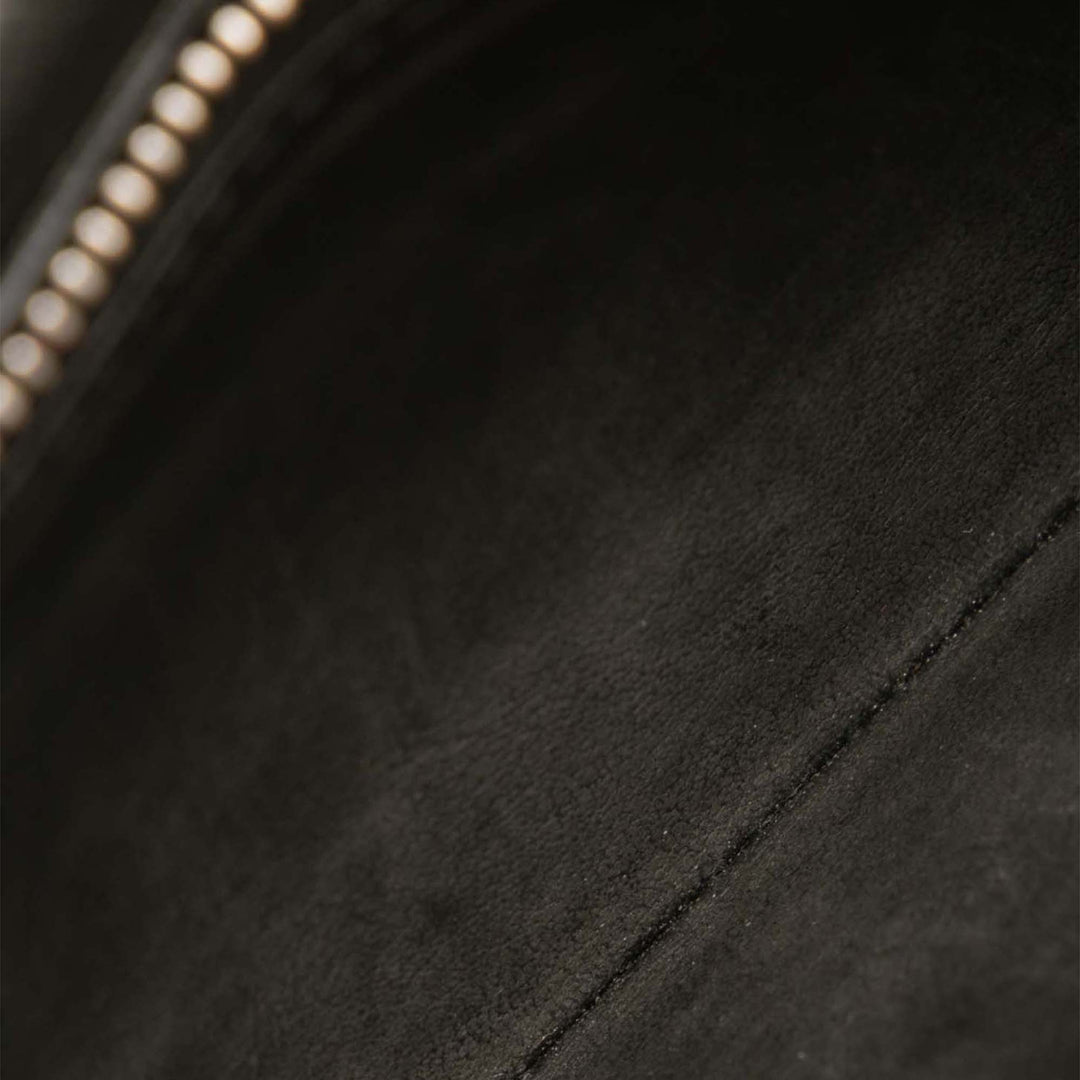 Louis Vuitton Taiga Brazza Wallet Noir