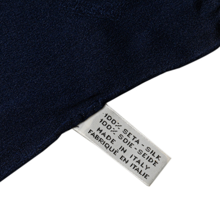 Chanel CC Chain Soie Foulard Rouge – GABY PARIS Authentique