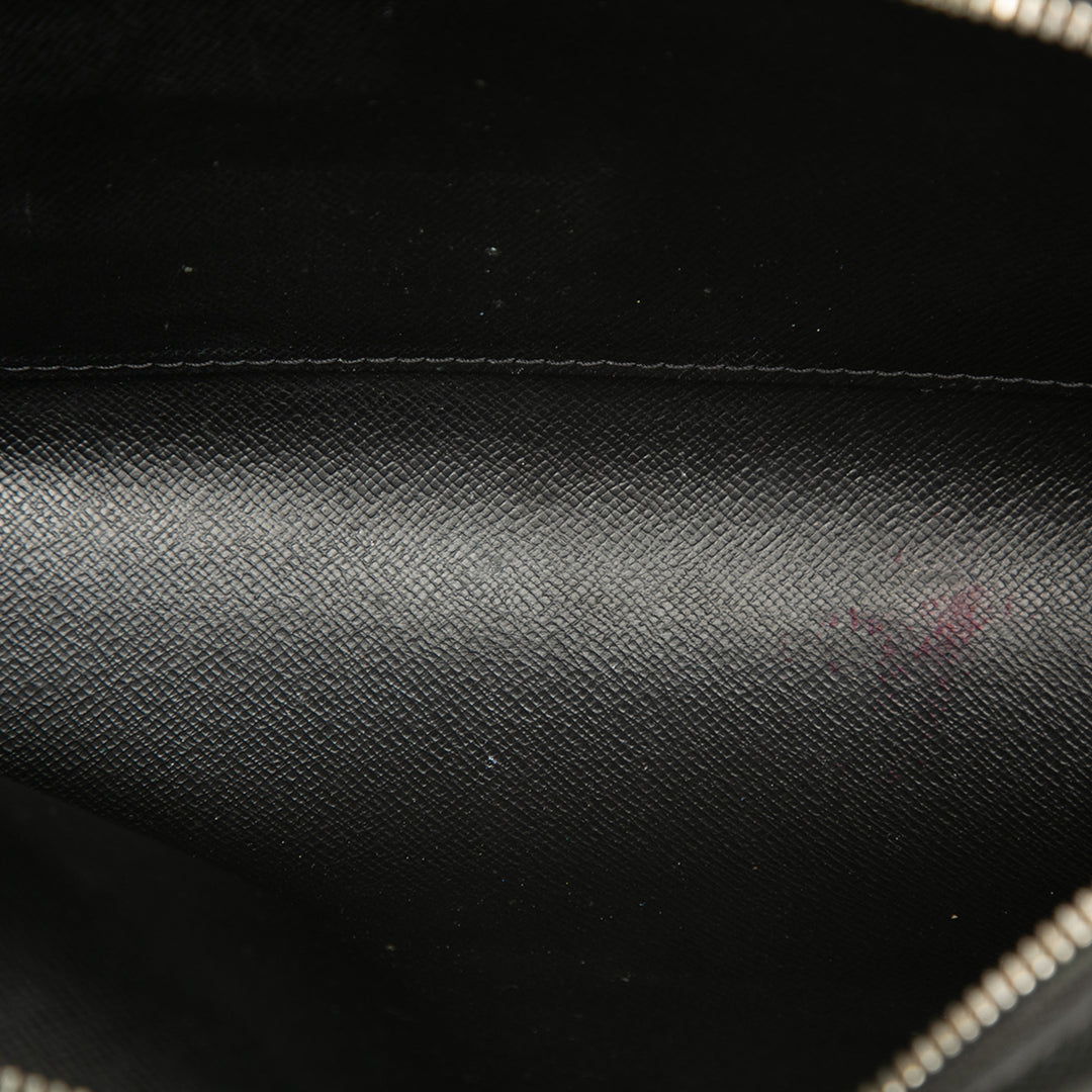 Louis Vuitton Taiga Pochette Baikal