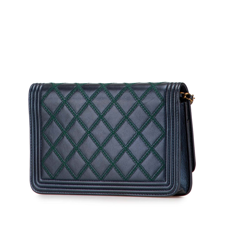 Chanel Cuir de veau Double Stitch Boy Wallet On Chain Bleu