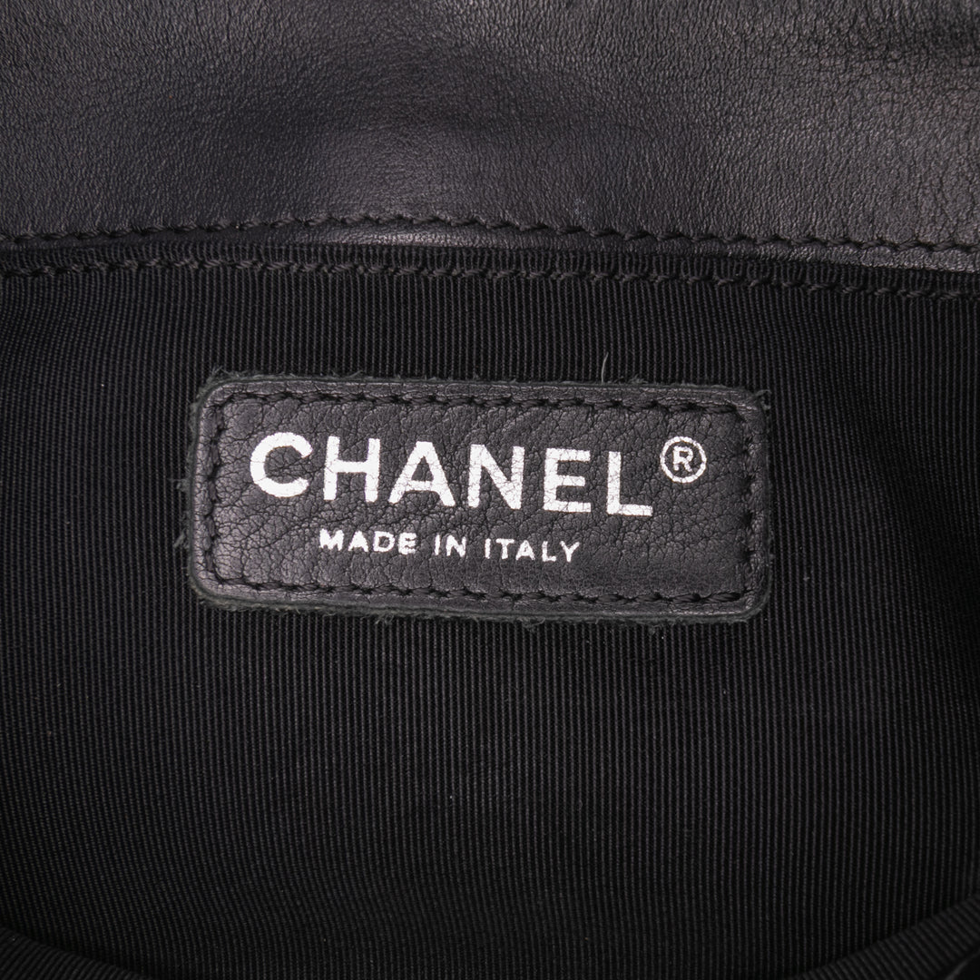 Chanel Medium Cuir de veau Enchained Boy Flap Noir