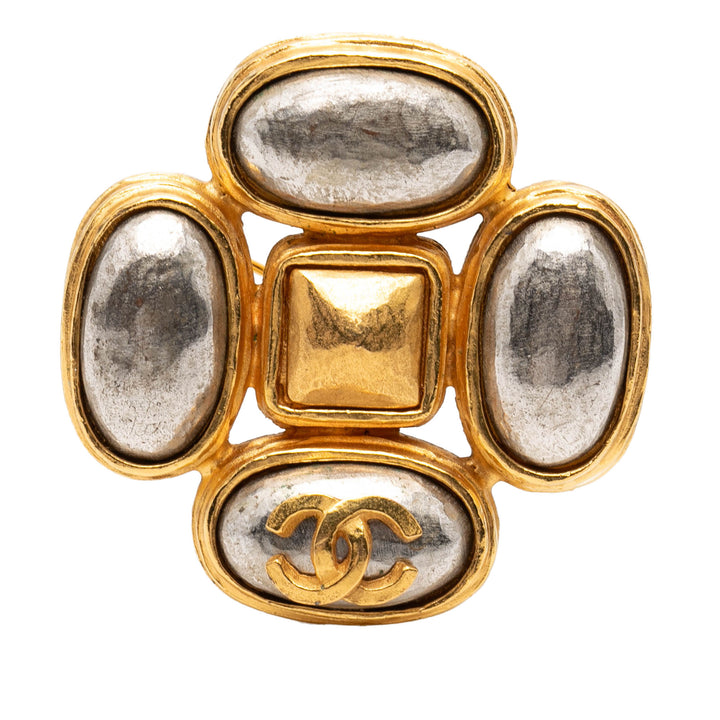 Chanel CC plaqué Gripoix Clover Broche