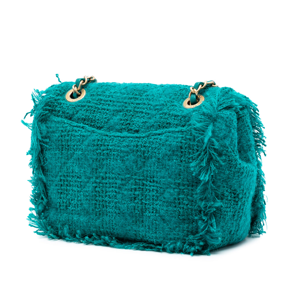 Chanel Small Laine Tweed Giant Logo à rabat – GABY PARIS Authentique