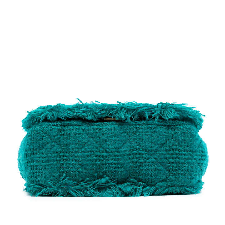 Chanel Small Laine Tweed Giant Logo à rabat – GABY PARIS Authentique