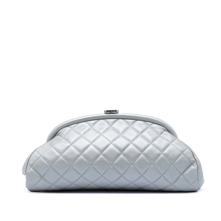 Chanel Matelassé Cuir d’agneau Timeless Kisslock Pochette