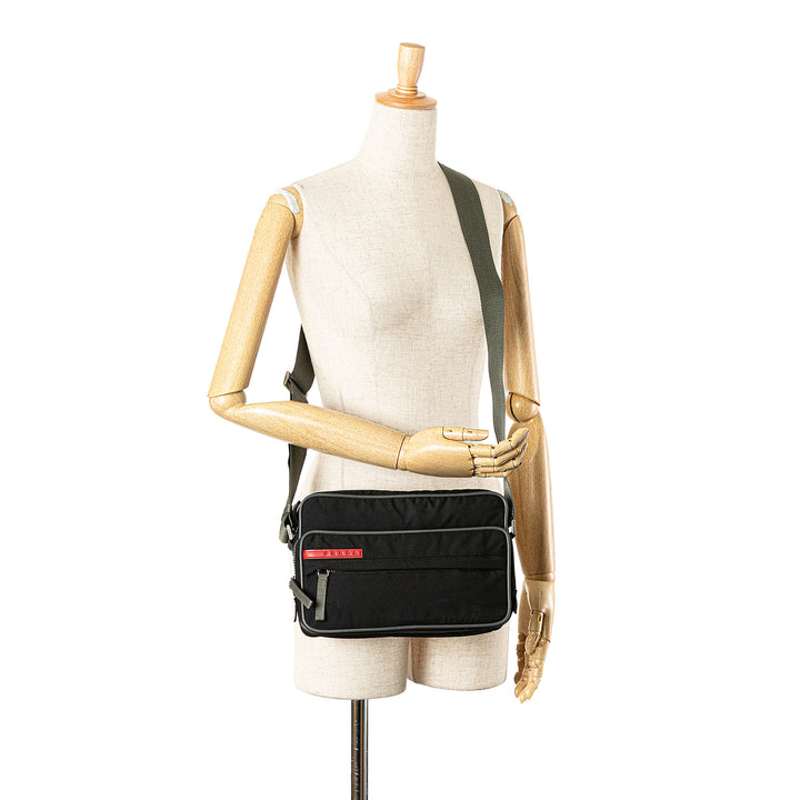 Sports Line Tessuto Front Pocket Crossbody Black - Gaby Paris