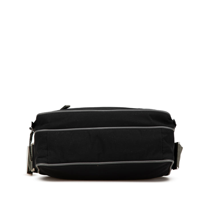 Sports Line Tessuto Front Pocket Crossbody Black - Gaby Paris