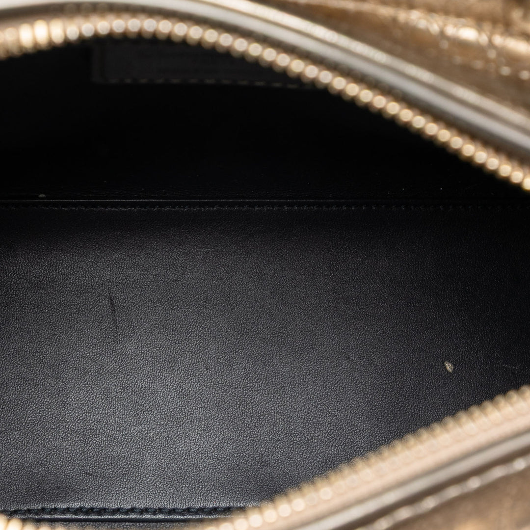 Dior Medium Metallic Cuir verni Microcannage Lady Dior