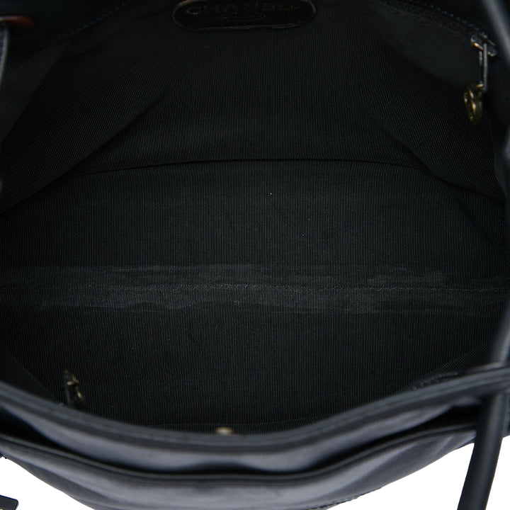 Chanel CC Cuir d’agneau Pompon Sac bandoulière