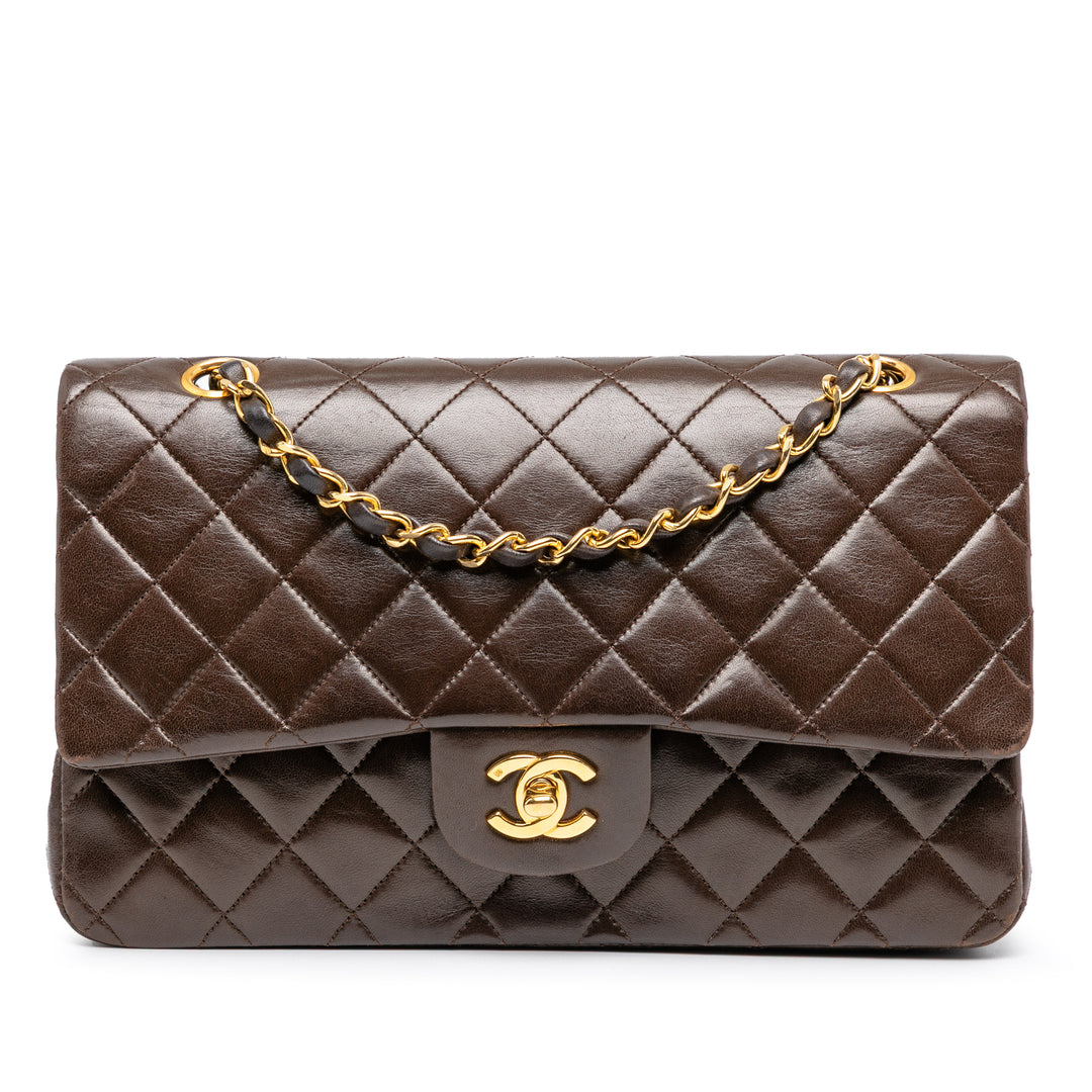 Chanel Medium Classic Cuir d’agneau Double rabat Marron – GABY PARIS Authentique