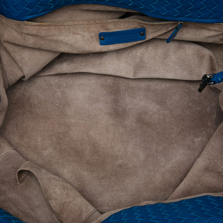 Bottega Veneta Cabas Intrecciato Cesta nappa Grand Bleu – vue 4 – GABY PARIS
