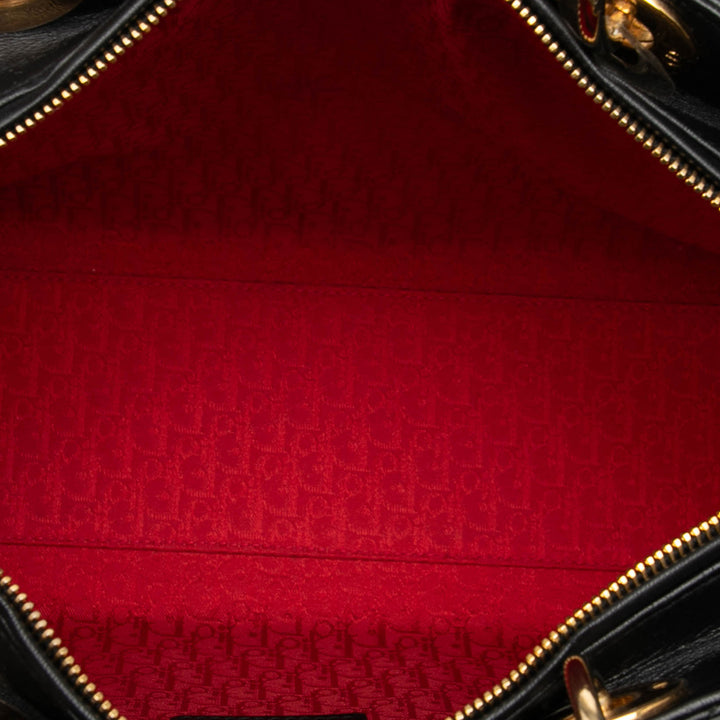 Dior Large Cuir d’agneau Cannage Lady Dior