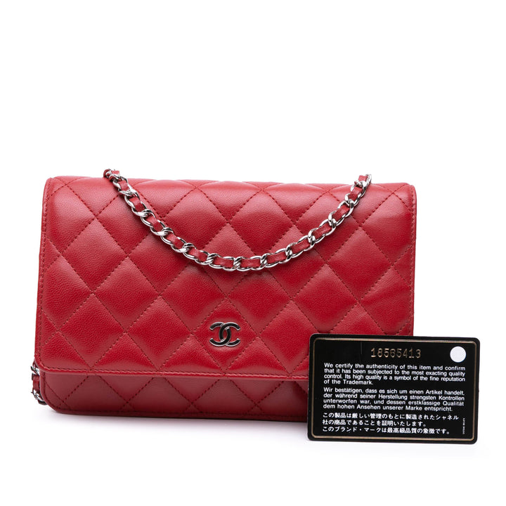 CC Lambskin Wallet on Chain Red - Gaby Paris