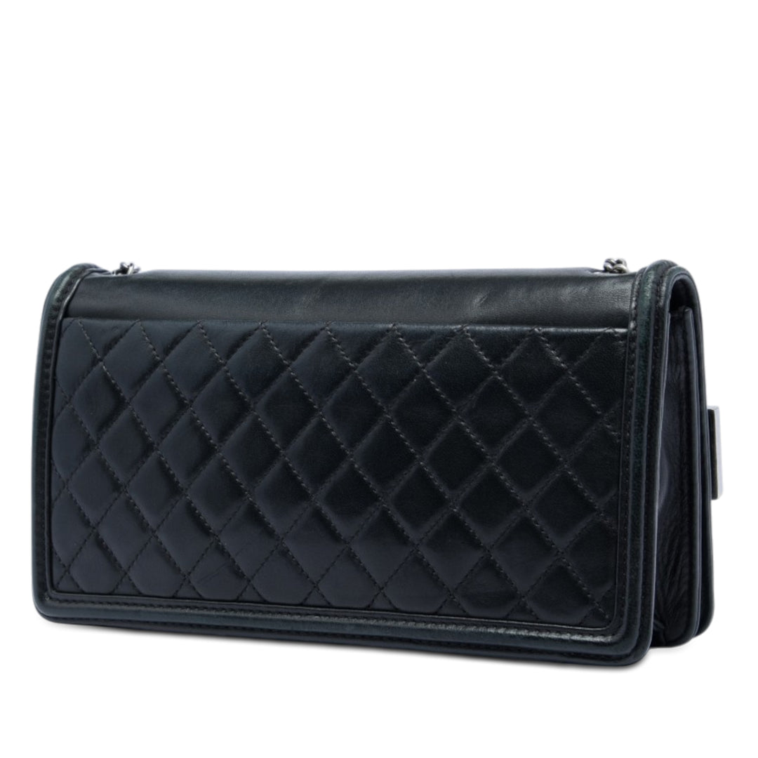 Chanel Cuir d'agneau et Acrylic Boy Brick Horizontal à rabat