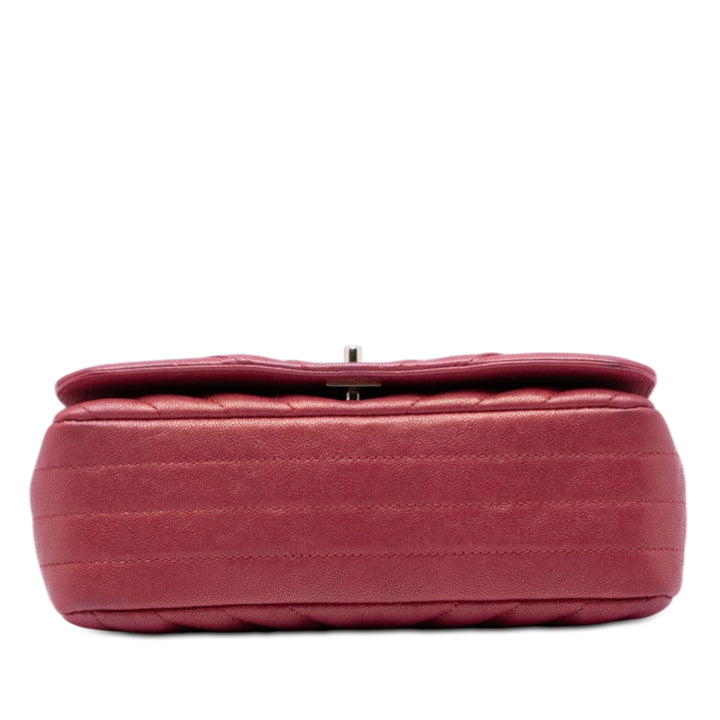 Chanel Chevron Statement à rabat Petit Cuir caviar