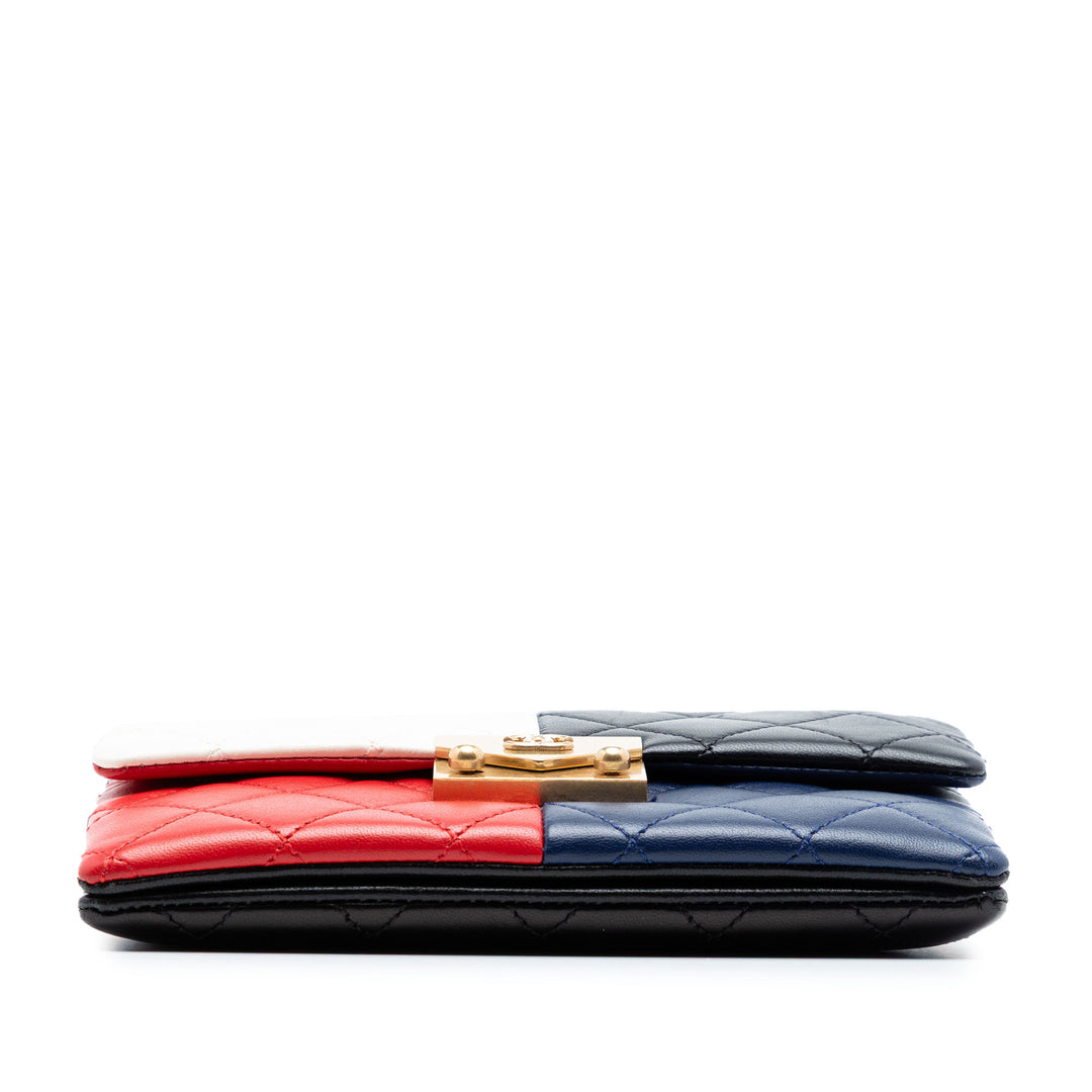 Chanel Matelassé Colorblock Pagoda à rabat Cuir d'agneau