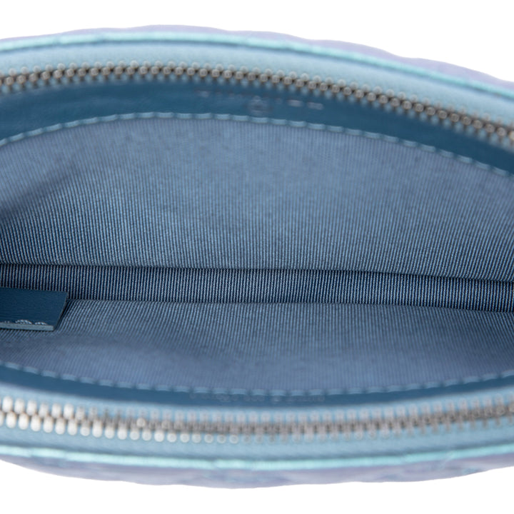 Irisé vieilli Gabrielle Double Zippé Pochette avec chaîne Cuir de veau Bleu