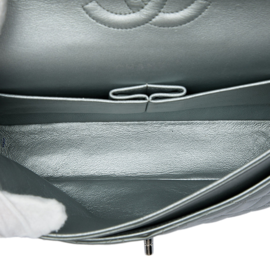 Chanel Classic Double rabat Moyen Cuir d'agneau Argenté